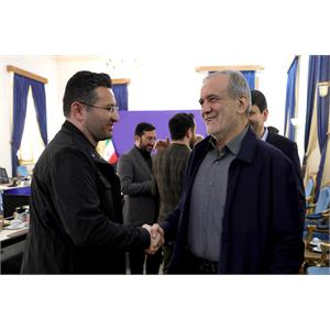 بازدید سرزده رئیس جمهور از وزارت ارتباطات و فناوری اطلاعات