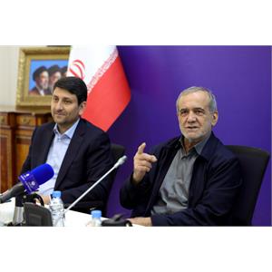 بازدید سرزده رئیس جمهور از وزارت ارتباطات و فناوری اطلاعات