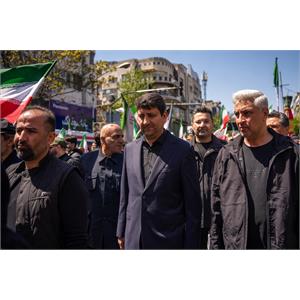 حضور وزیر ارتباطات در مراسم اربعین رهبر شهید