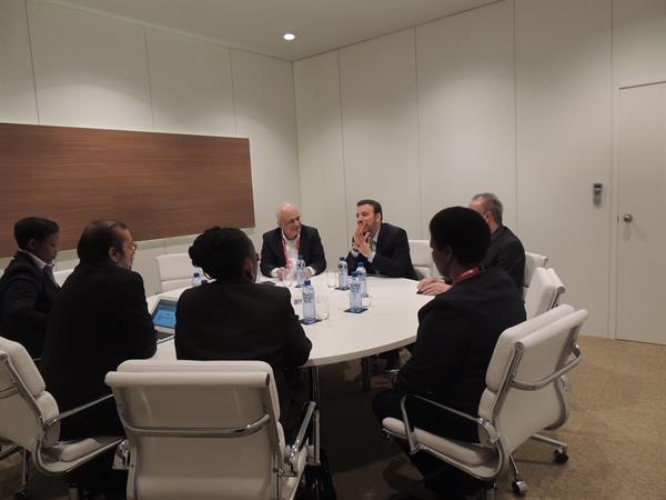 The Iranian minister of ICT met the South Afriacan Minister of Communications