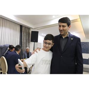 نشست صمیمانه وزیر ارتباطات و فناوری اطلاعات با اصحاب رسانه