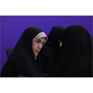 نشست اعضای فراکسیون زنان و خانواده مجلس با وزیر ارتباطات و فناوری اطلاعات