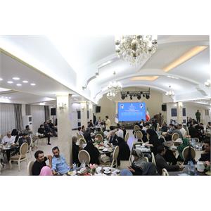 نشست صمیمانه وزیر ارتباطات و فناوری اطلاعات با اصحاب رسانه