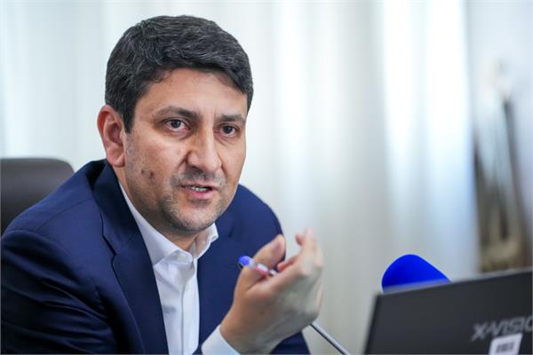 ICT Minister pays tribute to teachers martyred in US-Israel aggression